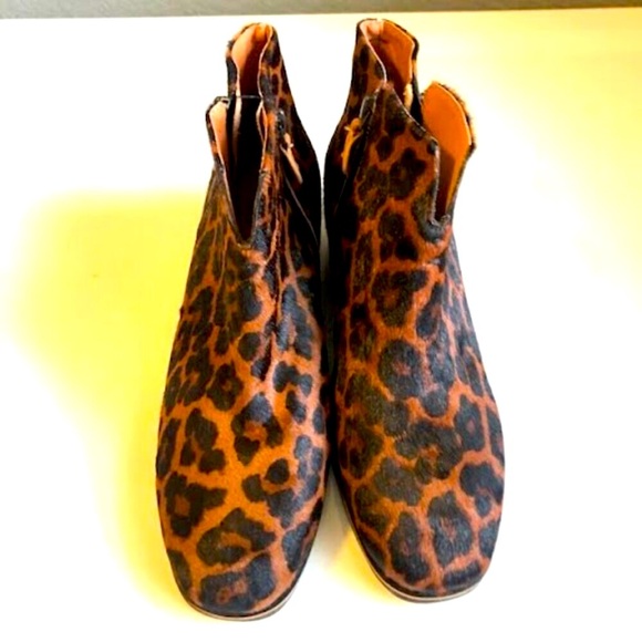 New KENNETH COLE Gentle Souls Ella Leopard Booties Calf Hair 7.5 MSRP $200 - Picture 4 of 9
